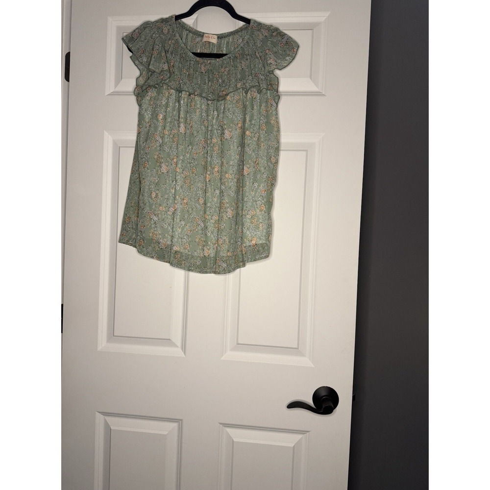 Hailey And Co Flutter Sleeve Babydoll Floral Top Small  Light Green W Multi